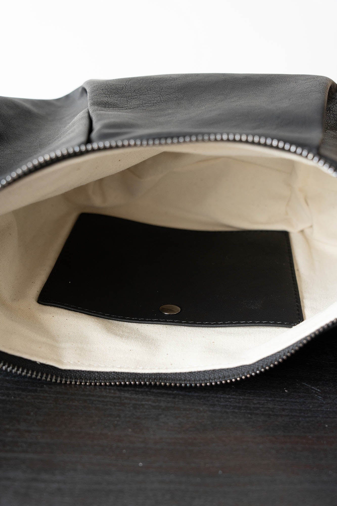 Chic Pleated Waxed Leather Bag