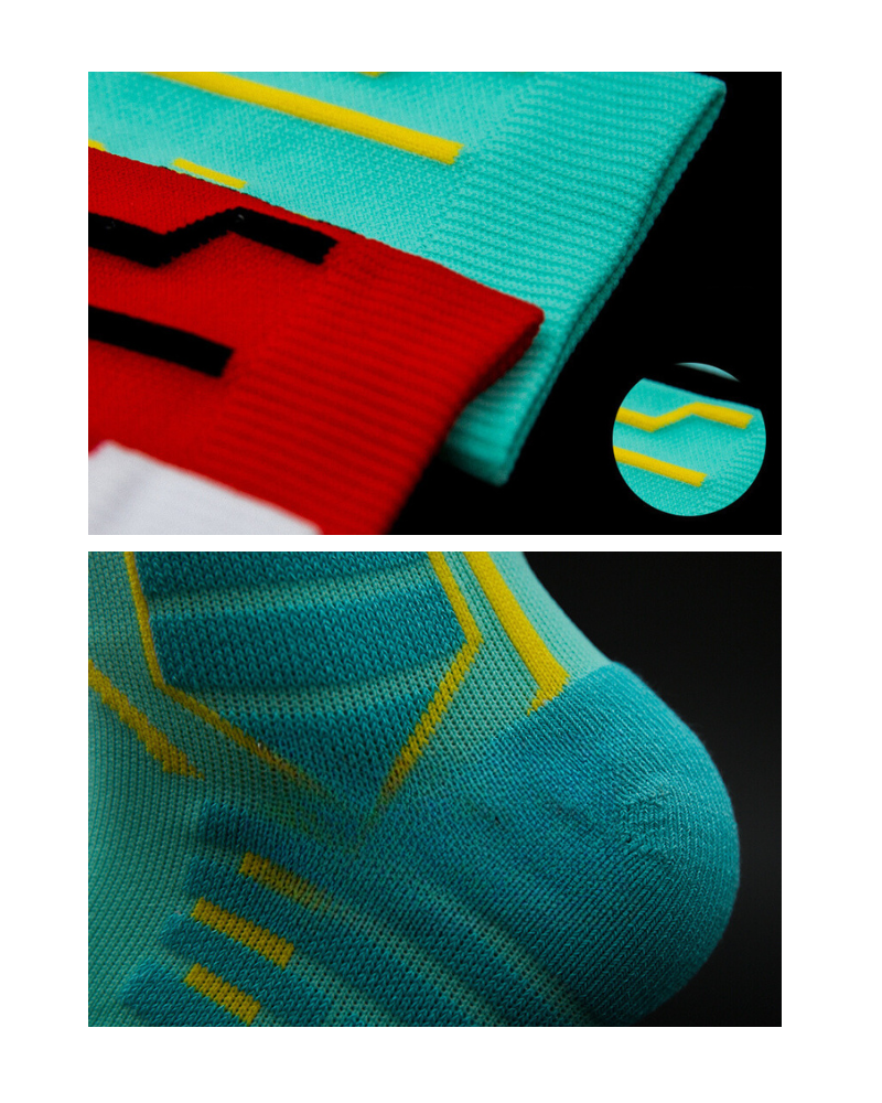 Chaussettes au design de circuits futuristes
