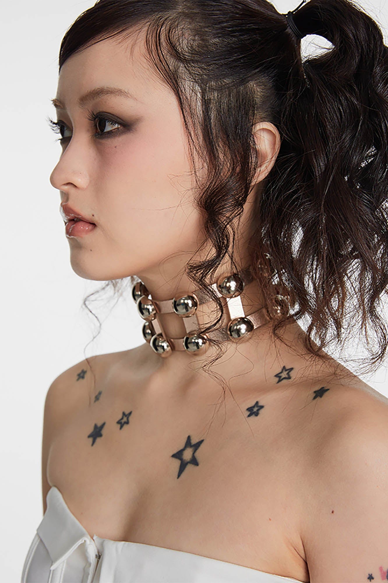 Chic Metallic Double-Strap Choker
