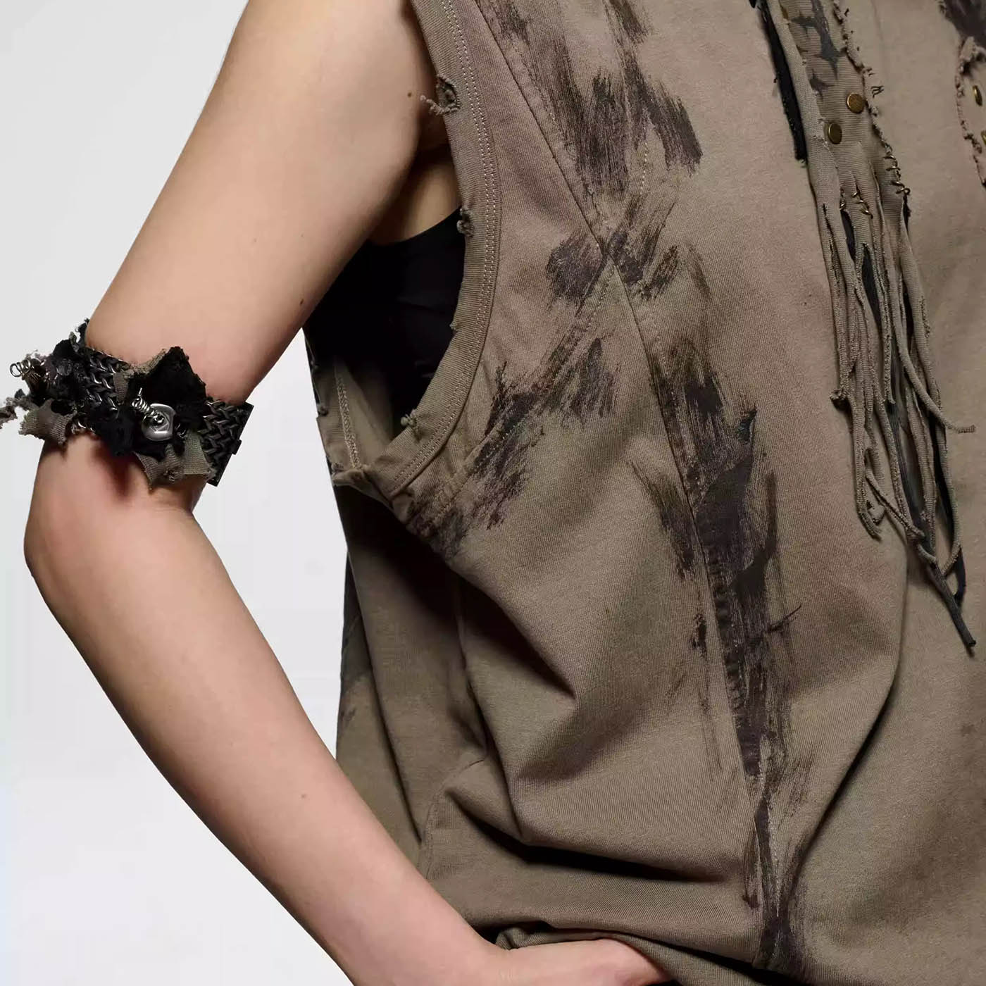 Chic Distressed Metal Fabric Bracelet