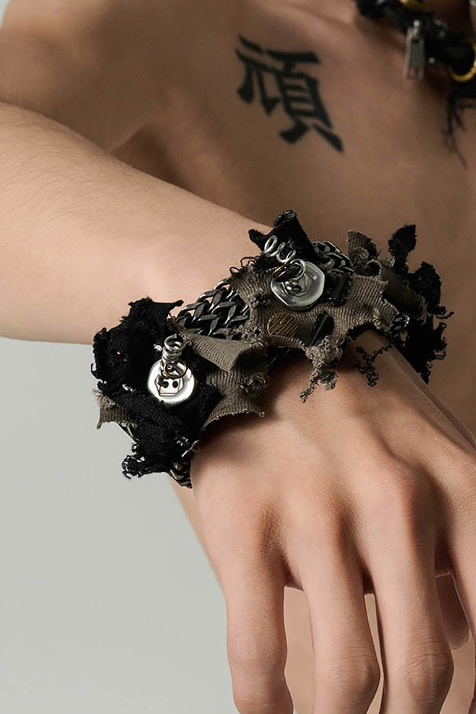 Chic Distressed Metal Fabric Bracelet