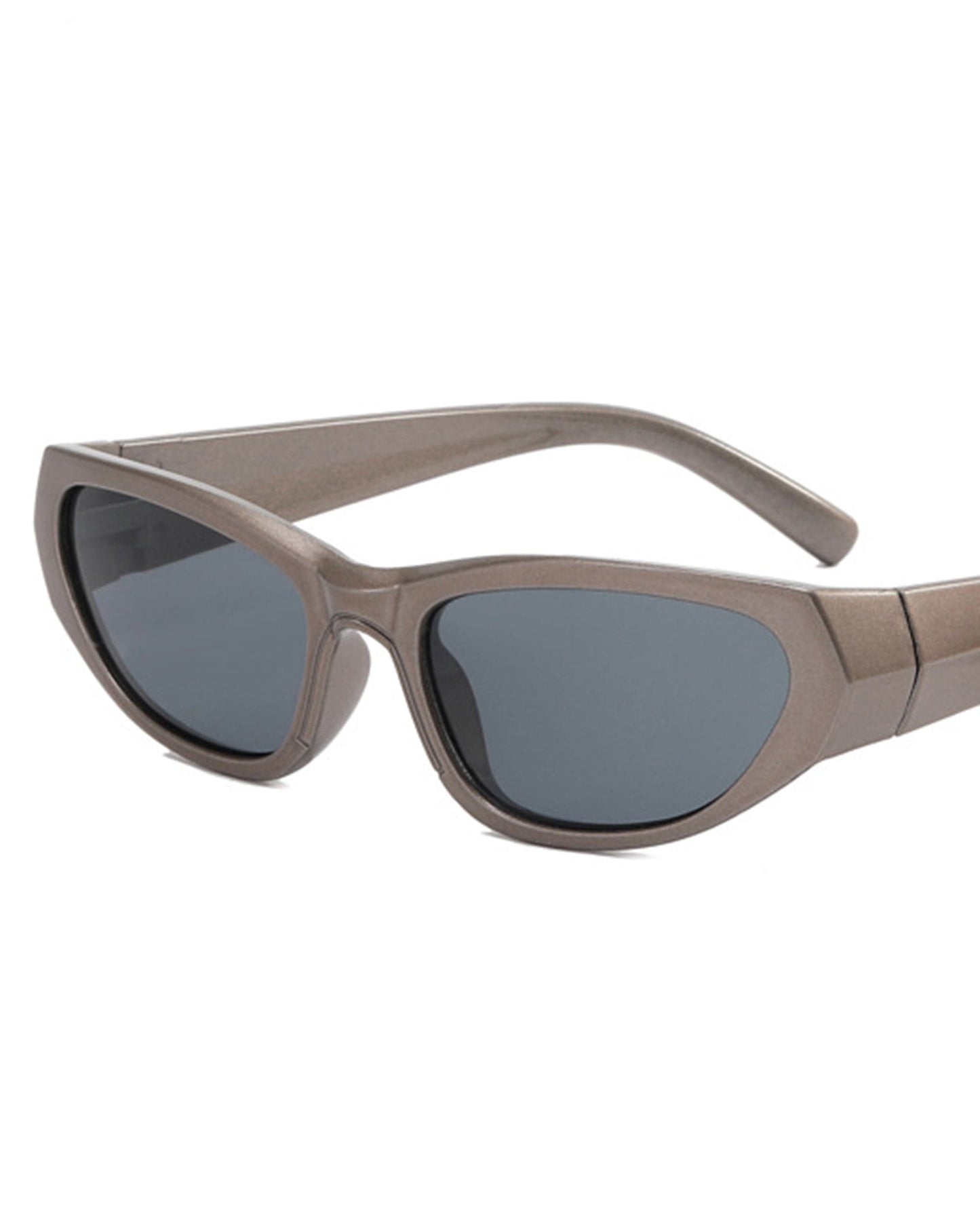 Chic Cat Eye Bold Sunglasses