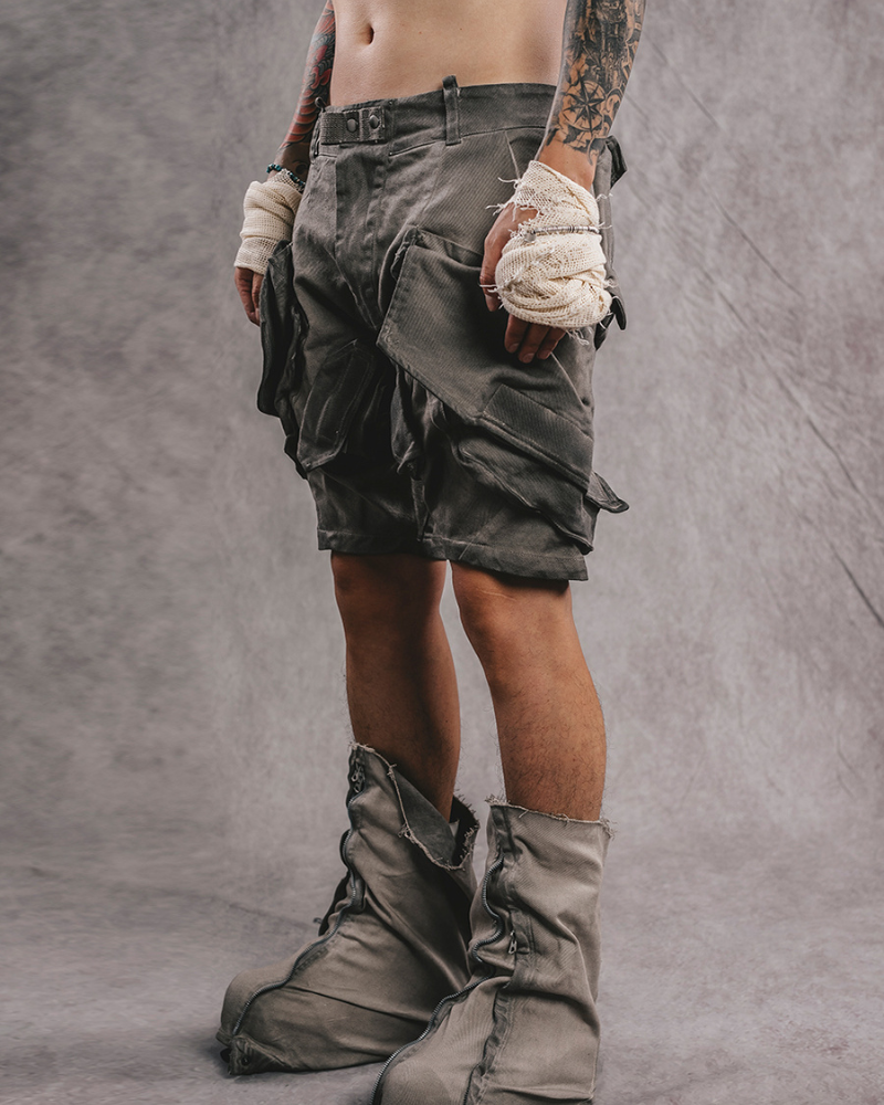 Adventure-Ready 3D Pocket Cargo Shorts -  techwear - Stylish 3D Pocket Cargo Shorts for Urban Adventurers - View 6