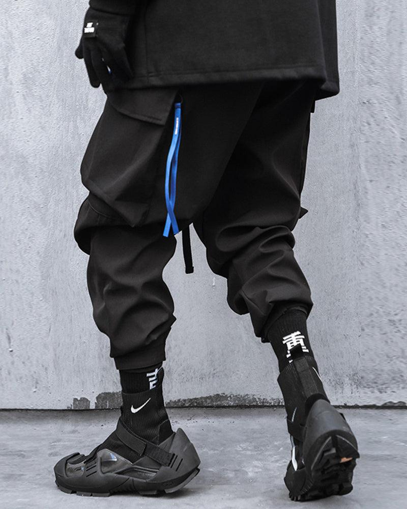 Avant-Garde Cargo Tech Pants -  functional cargo pants - Avant-Garde Cargo Tech Pants for Urban Exploration - View 4