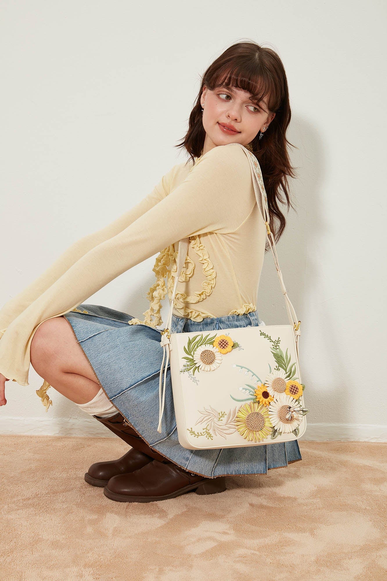 Bohemian Sunflower Embroidered Crossbody - bohemian bag - Bohemian Sunflower Embroidered Crossbody Bag - View 8