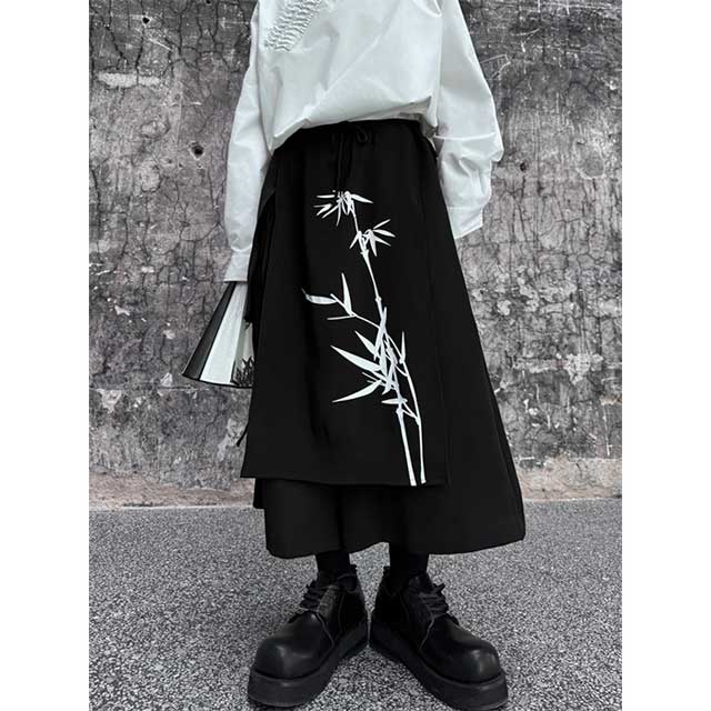 Bold Japanese Hakama Pants -  ankle length - Comfortable Hakama Pants with Minimalist Design - View 3
