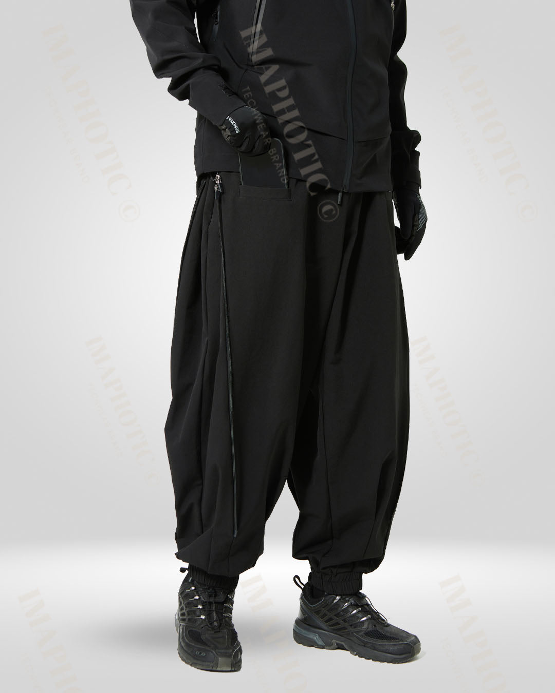 Casual Outdoor Black Wide Leg Trousers -  convertible trousers - Casual Outdoor Black Wide Leg Trousers for Versatile Style - View 3