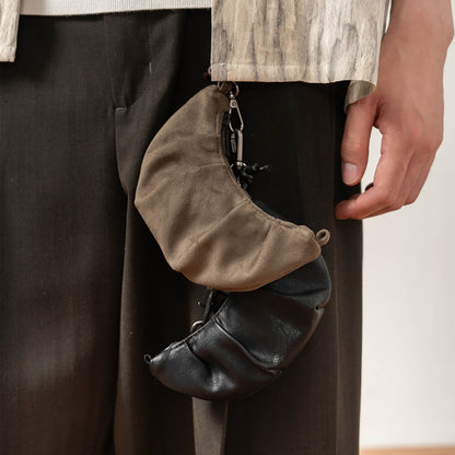 Charming Mini Croissant Coin Purse -  fashion purse - Charming Mini Croissant Coin Purse with Zipper Closure - View 4