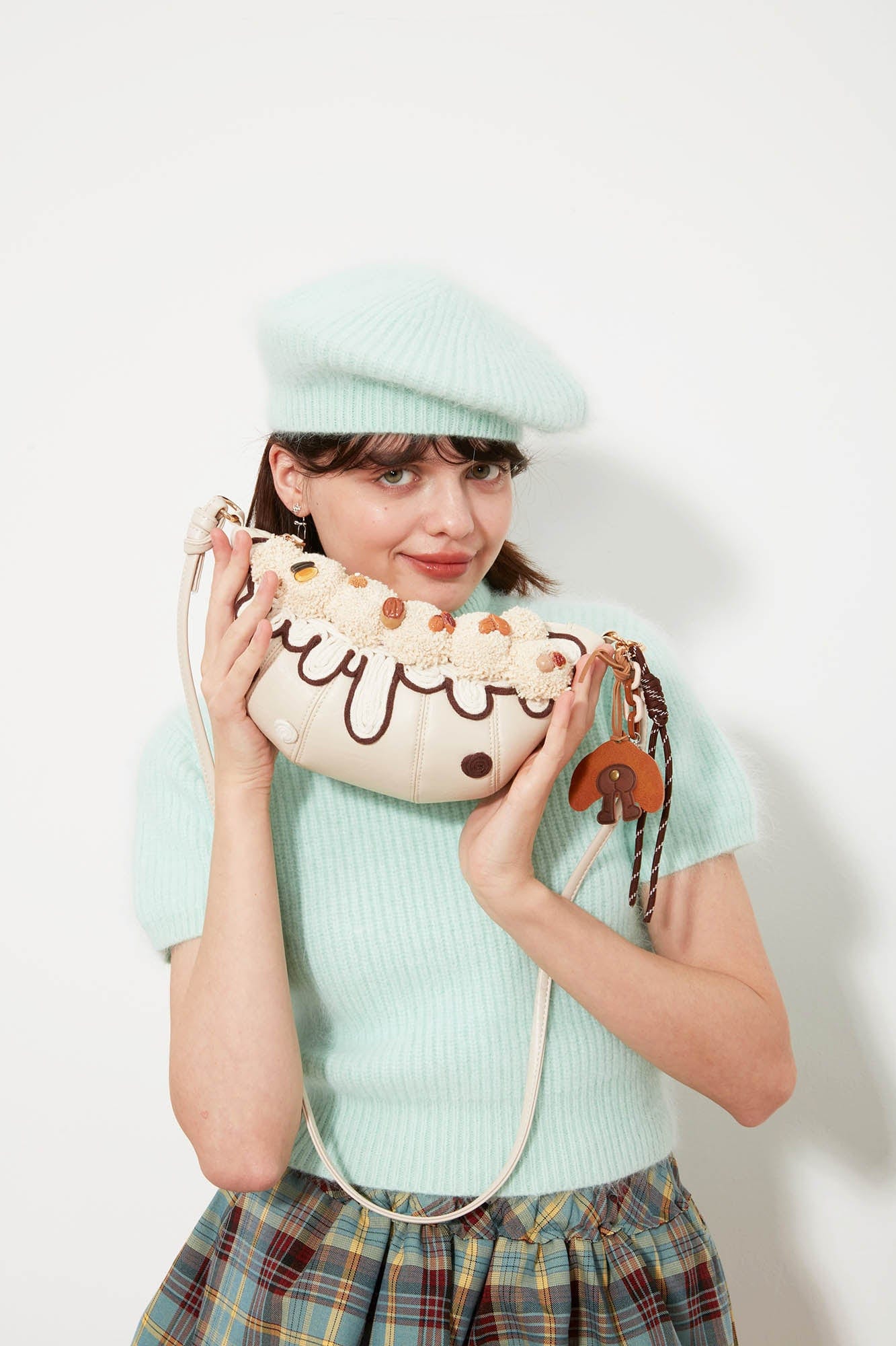Chic Cream Croissant Shoulder Bag - cream bag - Stylish Cream Croissant Shoulder Bag with Appliqués - View 8