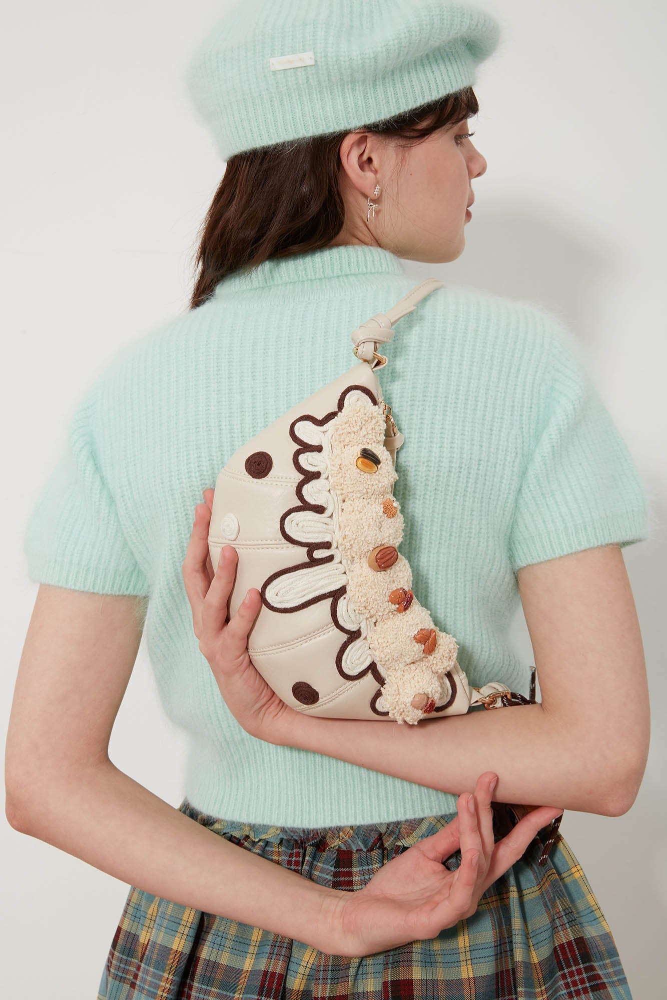 Chic Cream Croissant Shoulder Bag -  shoulder bag - Stylish Cream Croissant Shoulder Bag with Appliqués - View 7