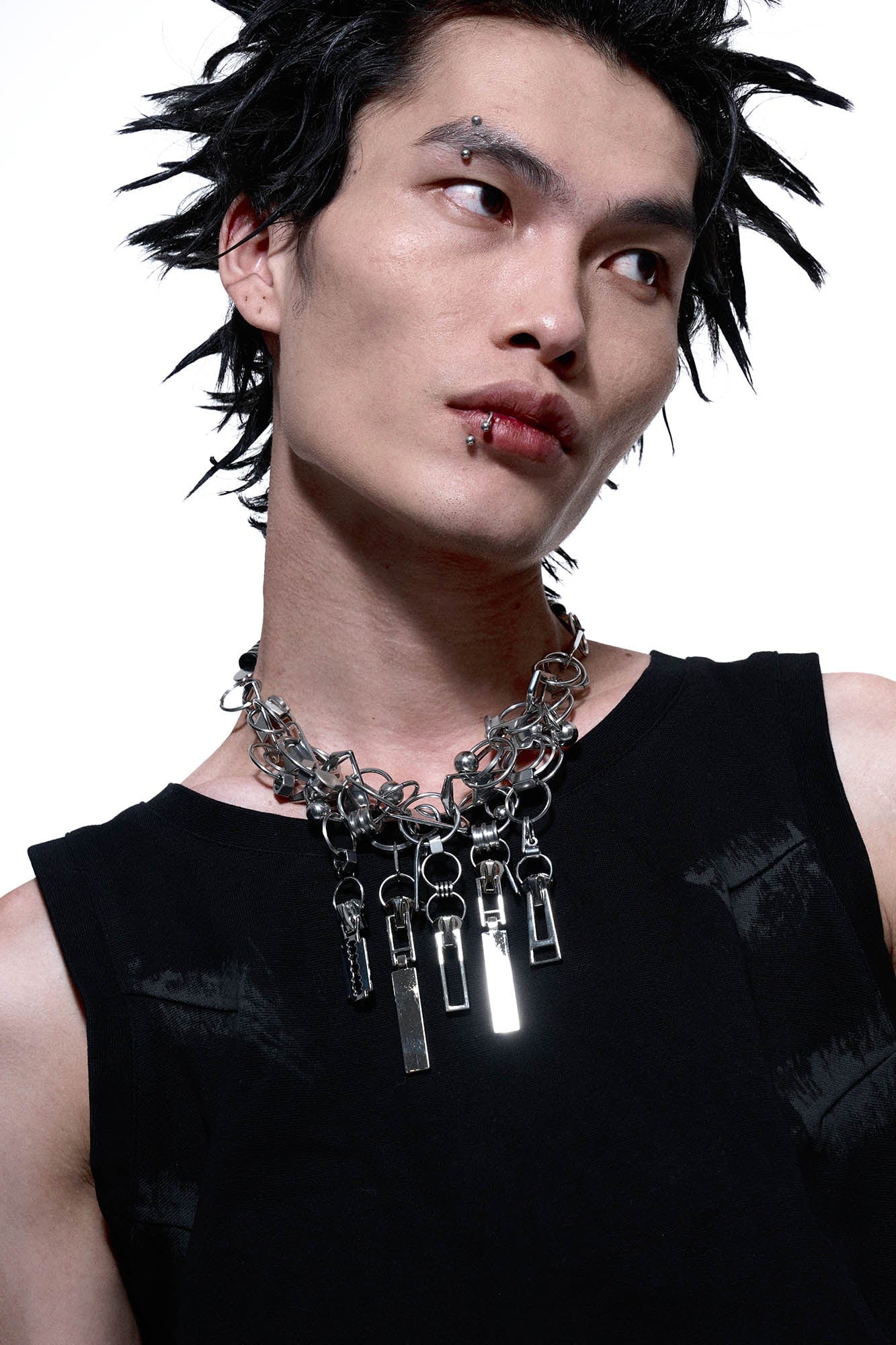 Chic Divergent Zipper Chain Necklace -  avant-garde - Avant-Garde Zipper Chain Necklace with Unique Charms - View 3
