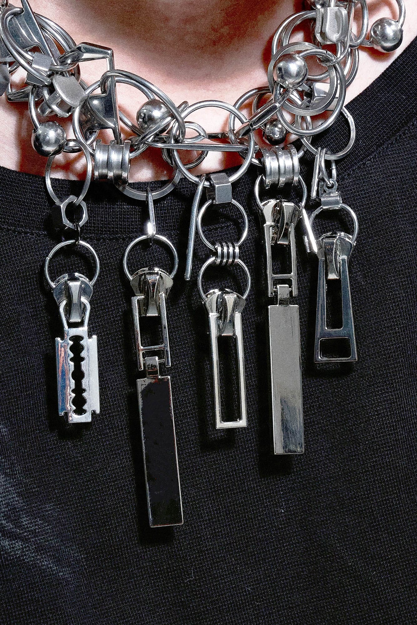 Chic Divergent Zipper Chain Necklace -  stainless steel jewelry - Avant-Garde Zipper Chain Necklace with Unique Charms - View 7