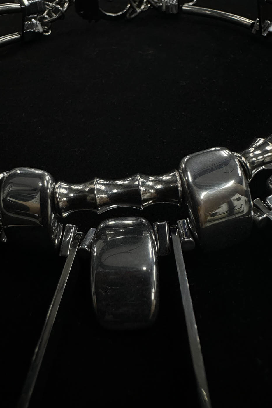 Chic Double-Strand Spiked Necklace - futuristic design necklace - Double-Strand Spiked Necklace for a Bold Statement - View 8