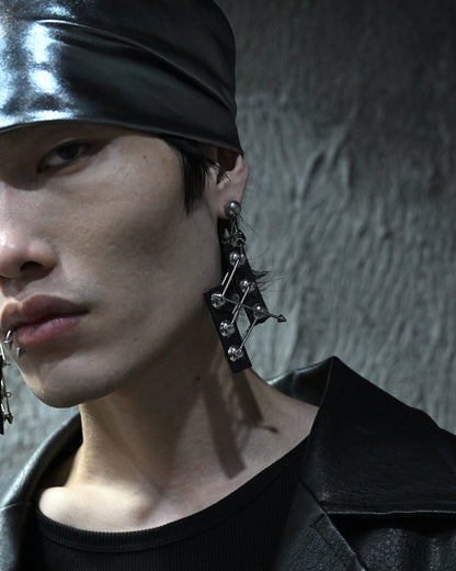 Chic Metallic Bead Ear Clips -  edgy earrings - Chic Metallic Bead Ear Clips for Bold Fashion Statements - View 4