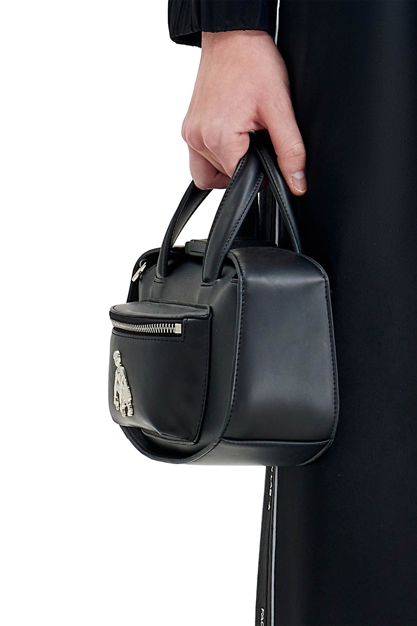 Chic Metallic Faux Leather Tote -  fashion and function - Chic Metallic Faux Leather Tote for Stylish Carrying - View 4
