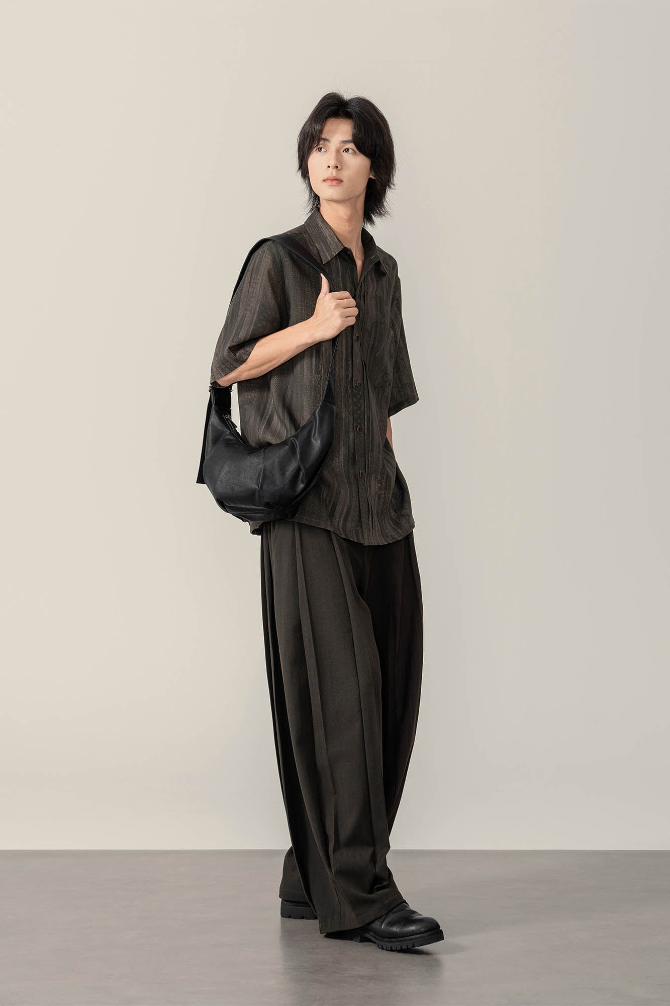 Chic Pleated Waxed Leather Bag -  chic bag - Stylish Pleated Waxed Leather Bag for Everyday Use - View 5