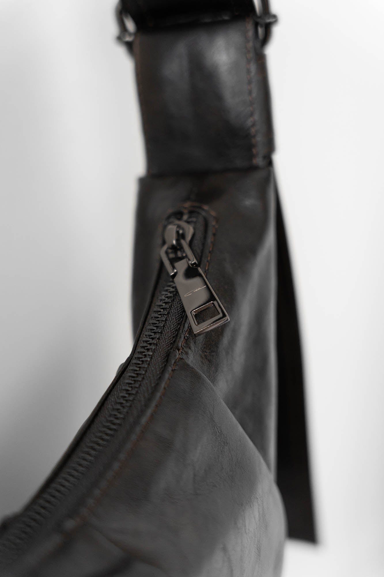 Chic Pleated Waxed Leather Bag - fashionable leather bag - Stylish Pleated Waxed Leather Bag for Everyday Use - View 8