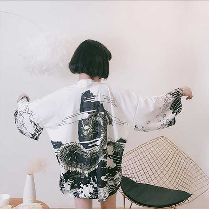 Chic Short Kimono Style -  haori jacket - Stylish Short Kimono Jacket with Dragon Print - View 5