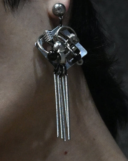 Chic Tassel Ear Clips - tassel design earrings - Chic Tassel Ear Clips with Unique Mechanical Design - View 9