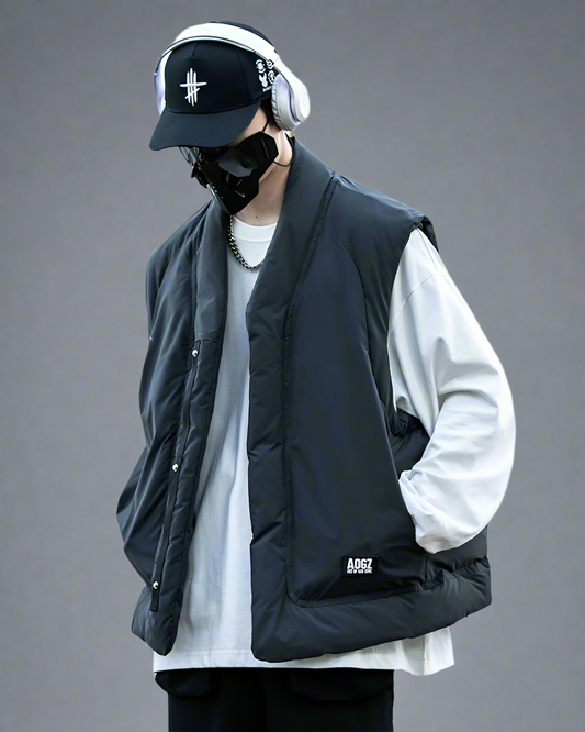 Chic Unisex Winter Vest - futuristic outdoor vest - Unisex Winter Vest for Outdoor Comfort - Main view