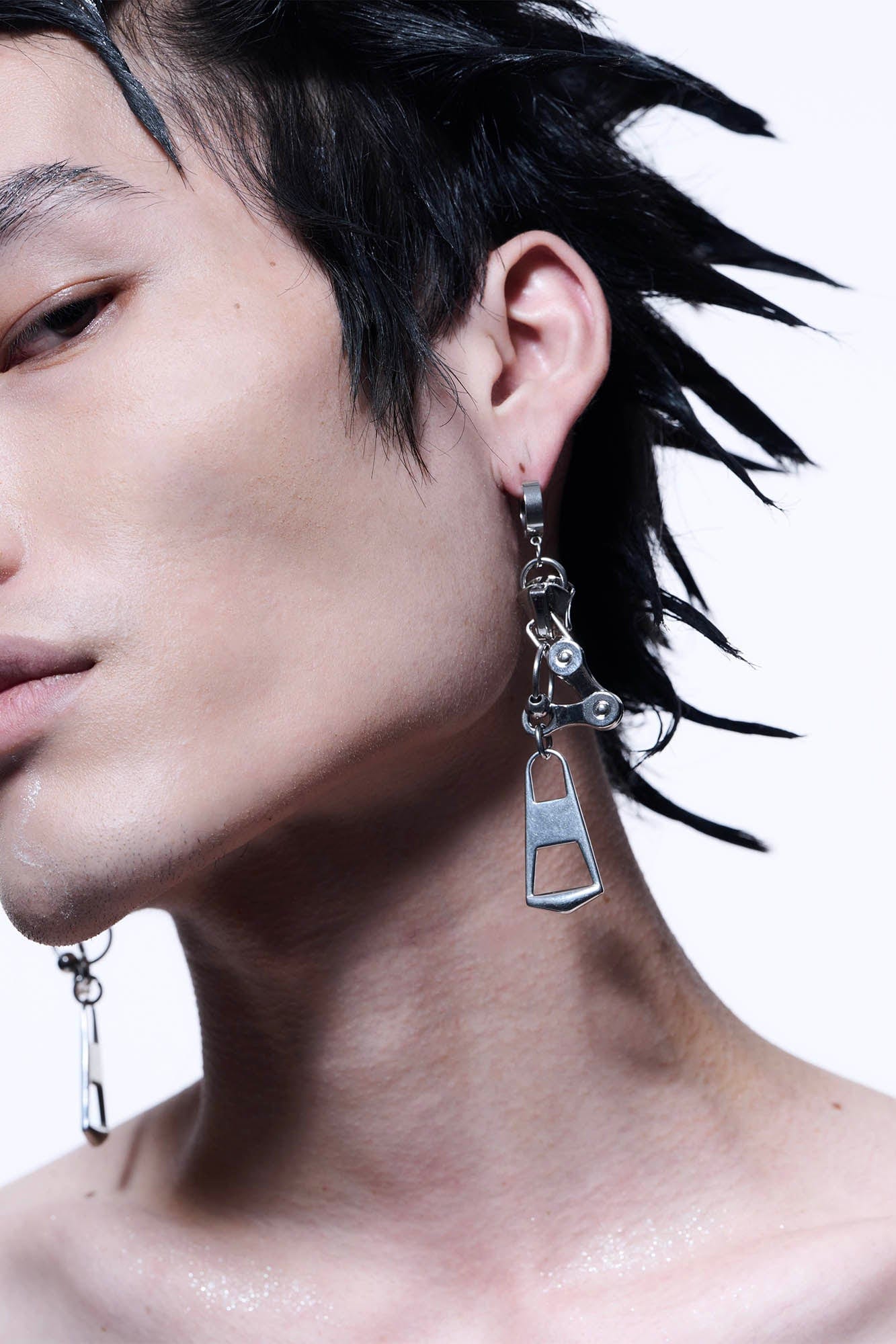 Chic Zipper Mechanical Earrings -  zipper earrings - Chic Mechanical Zipper Earrings for Edgy Style - View 7