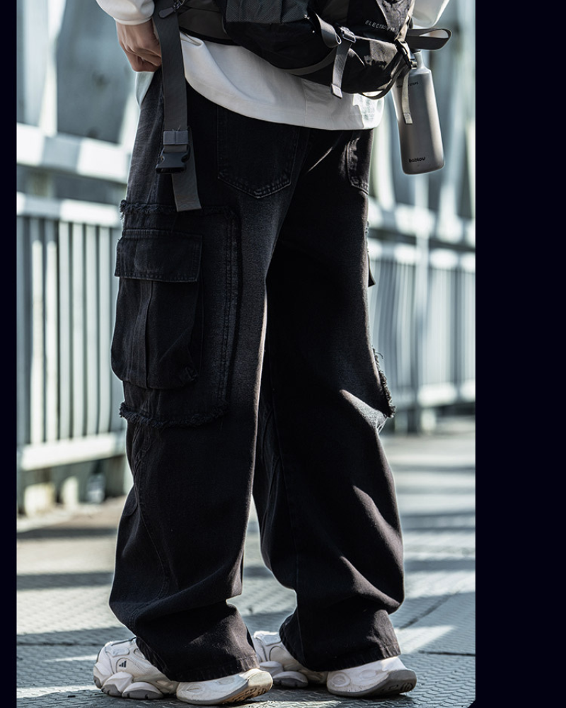 Distressed Straight-Leg Street Jeans -  cargo pockets - Distressed Straight-Leg Jeans for Effortless Style - View 4