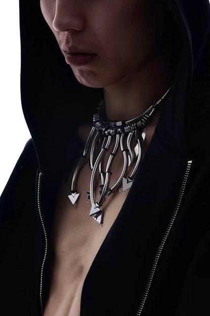 Dynamic Multi-Arrow Statement Necklace -  bold accessories - Dynamic Multi-Arrow Statement Necklace for Bold Style - View 3