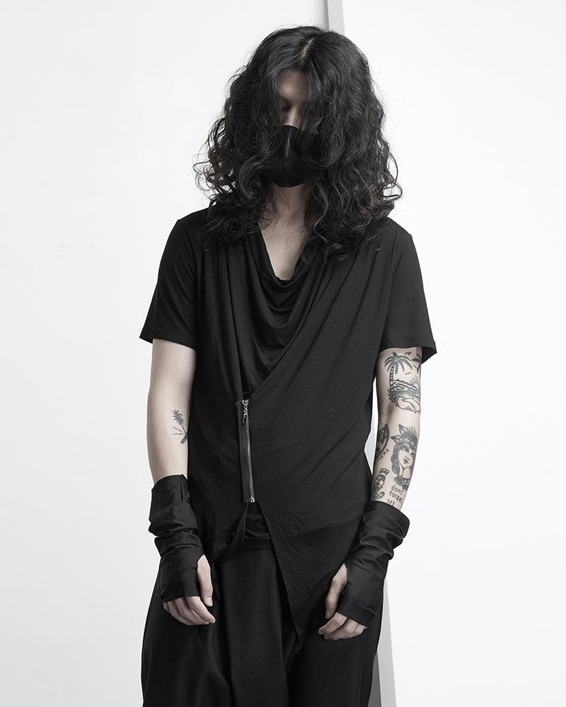 Edgy Zippered Techwear Tee -  black shirt - Edgy Zippered Techwear T-Shirt for Urban Style - View 3