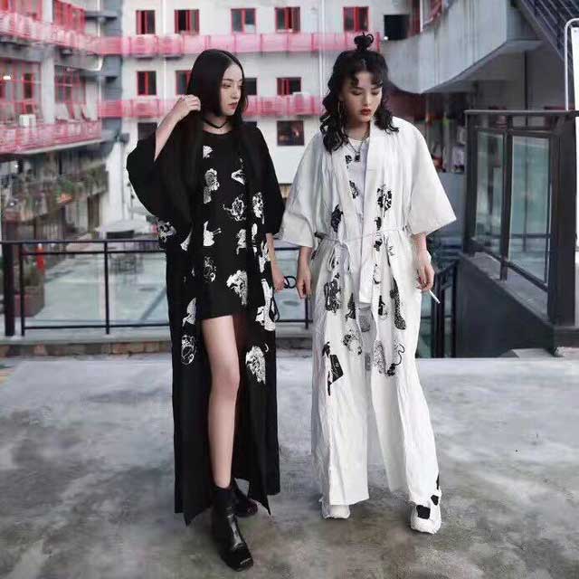 Elegant Flowing Kimono Wrap -  trench coat - Chic Long Kimono Wrap for Effortless Style - View 8