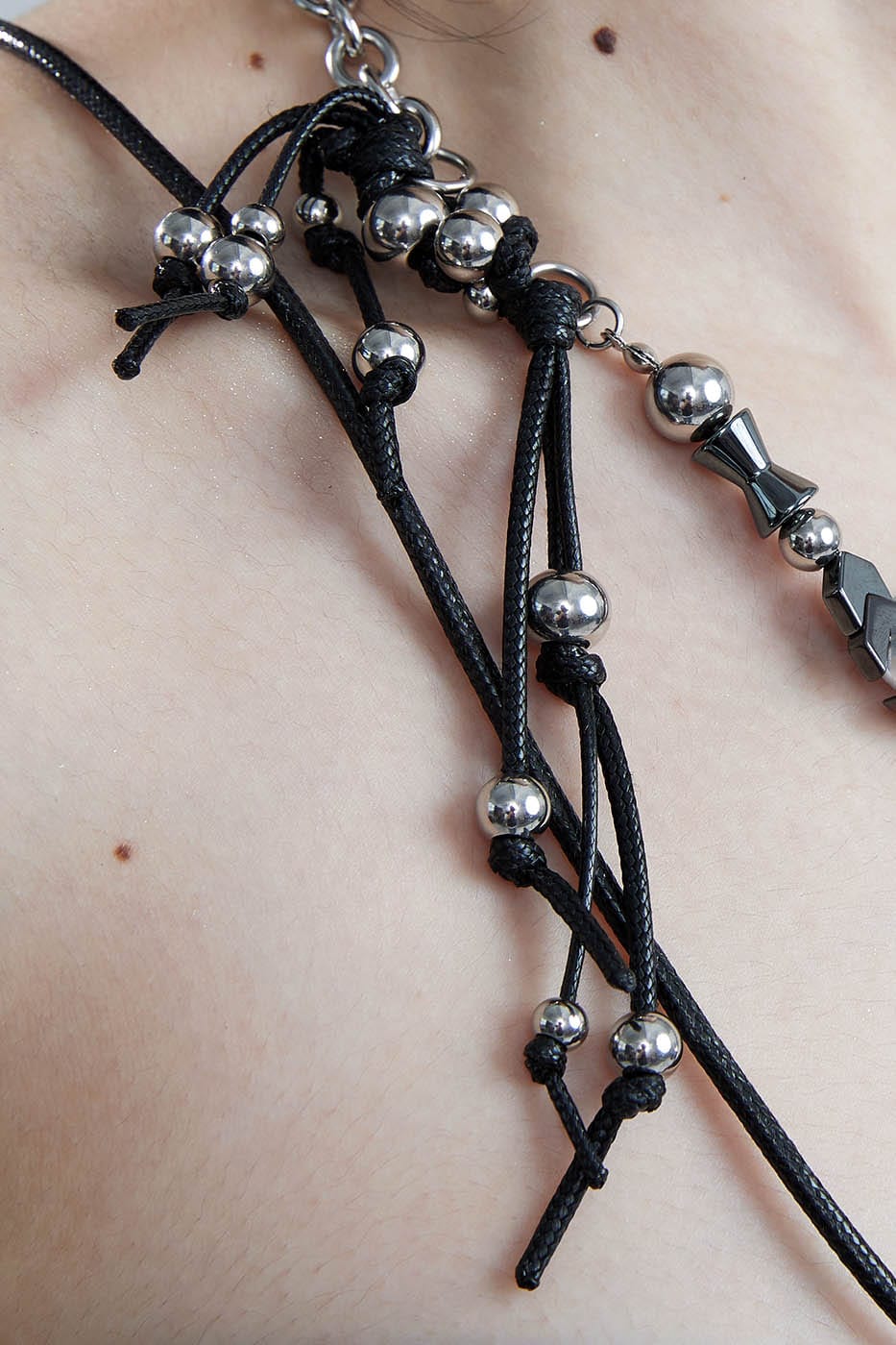Enchanting Pentagram Beaded Necklace -  unique jewelry - Unique Pentagram Beaded Necklace for a Mystical Look - View 7