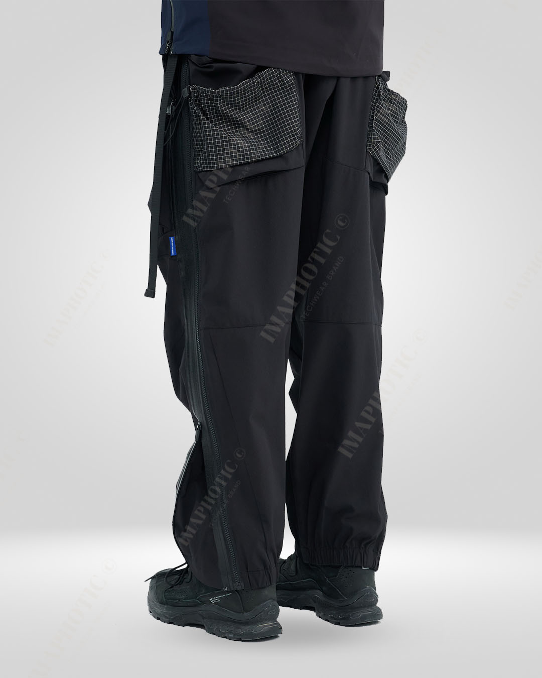 Expandable Side Zipper Techwear Pants -  adjustable outdoor pants - Comfortable Loose Fit Techwear Pants with Zipper - View 3