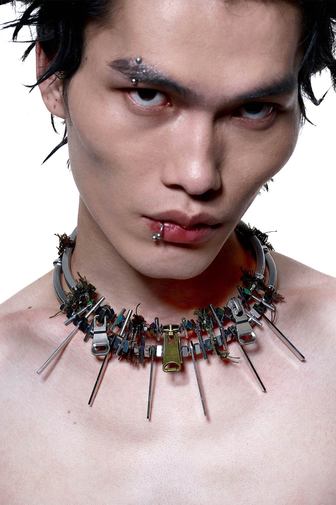 Fifth Element Spike Pendant -  avant-garde jewelry - Futuristic Spike Pendant Necklace with Double Layer Chains - View 3