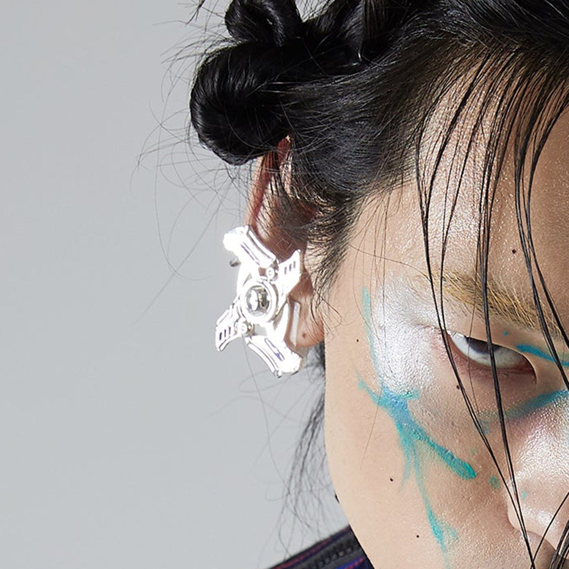 Interactive Spinner Earring Delight - unique earrings - Contemporary Rotatable Spinner Earrings for Unique Style - View 2