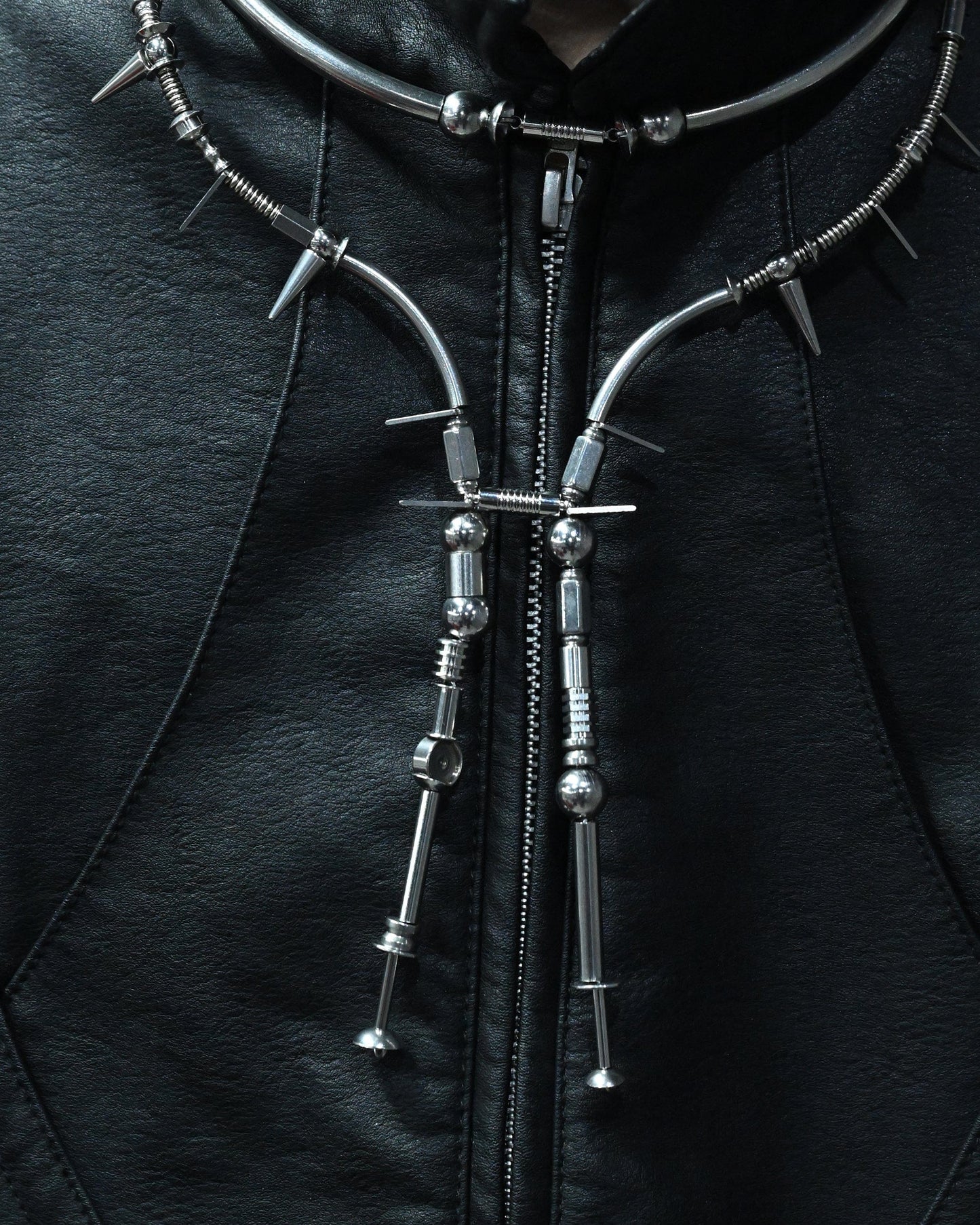 Mechanical Dawn Pendant Necklace - double-layered necklace - Futuristic Double-Layered Mechanical Necklace - View 8