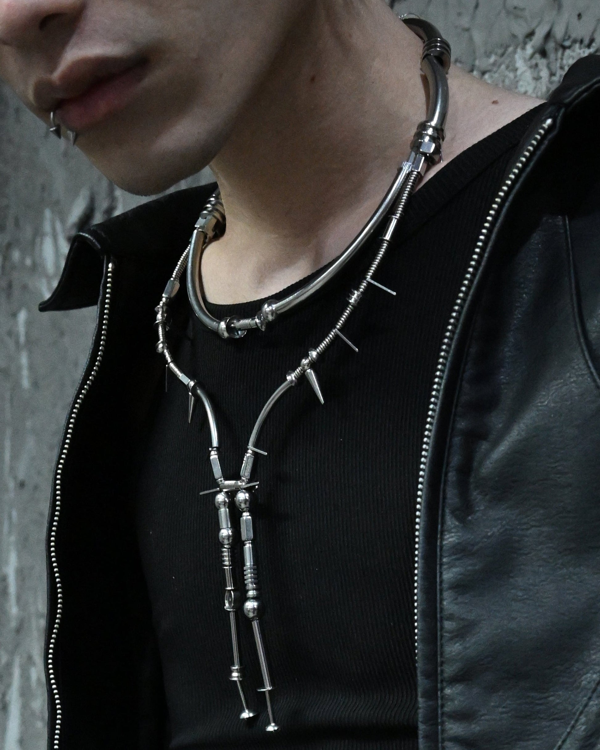 Mechanical Dawn Pendant Necklace - pendant necklace - Futuristic Double-Layered Mechanical Necklace - View 9