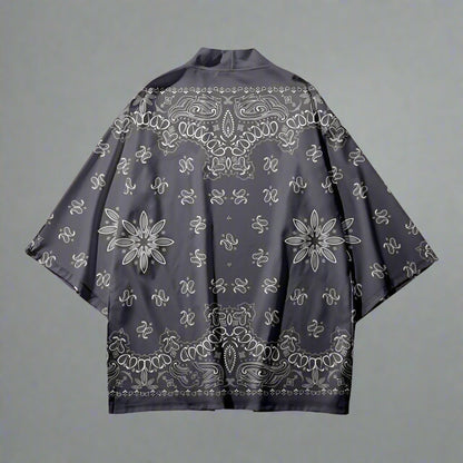 Paisley Print Haori Delight - traditional japanese haori - Stylish Paisley Print Haori for Contemporary Layering - View 2