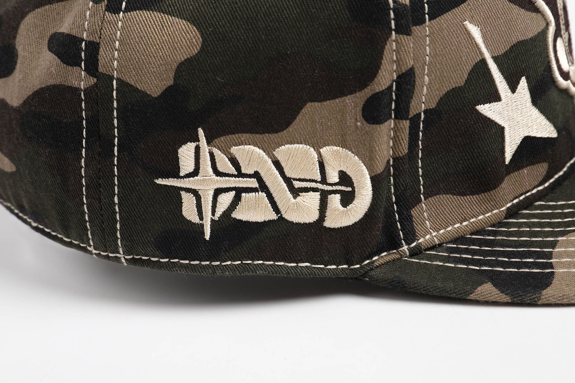 Playful Camo Character Cap -  streetwear hat - Playful Camo Character Cap for Fun Outdoor Adventures - View 7