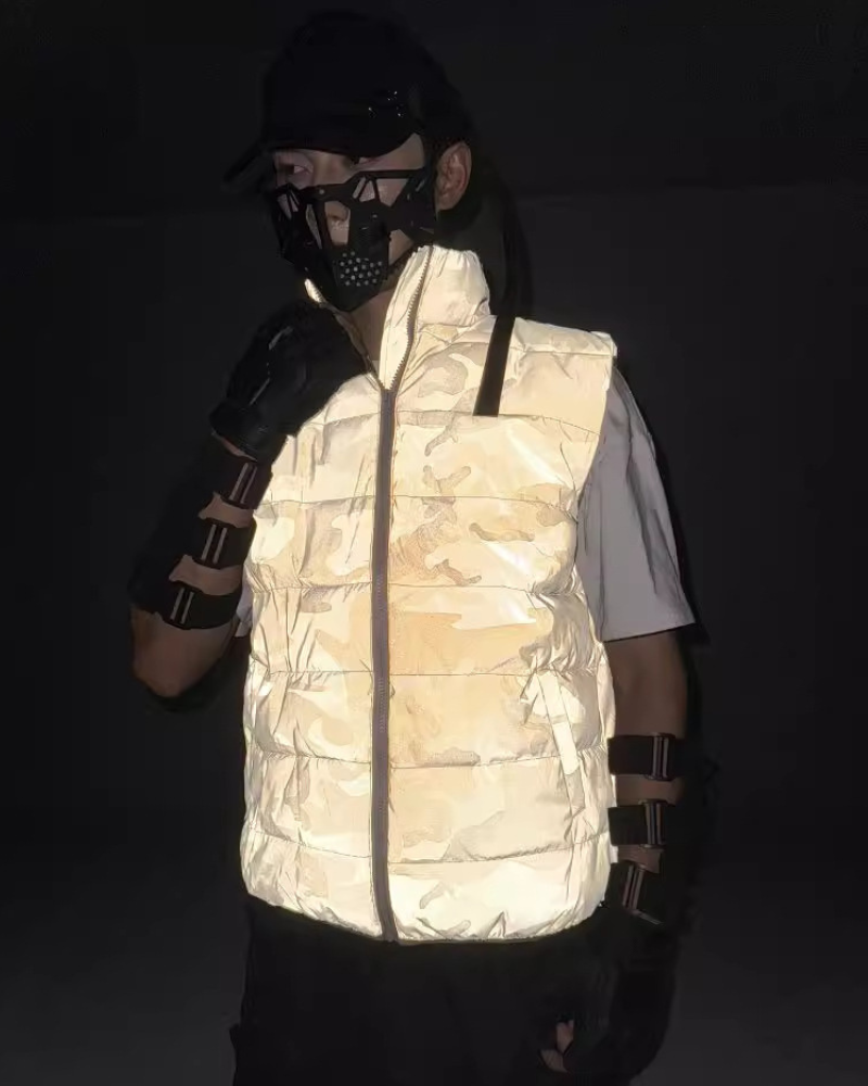 Reflective Camouflage Winter Vest - winter outdoor vest - Reflective Camouflage Winter Vest for Outdoor Adventures - View 2