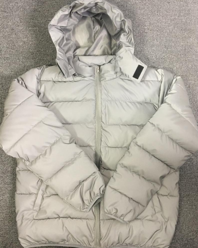Reflective High-Tech Winter Coat - winter techwear - Stylish Reflective High-Tech Winter Coat - View 11