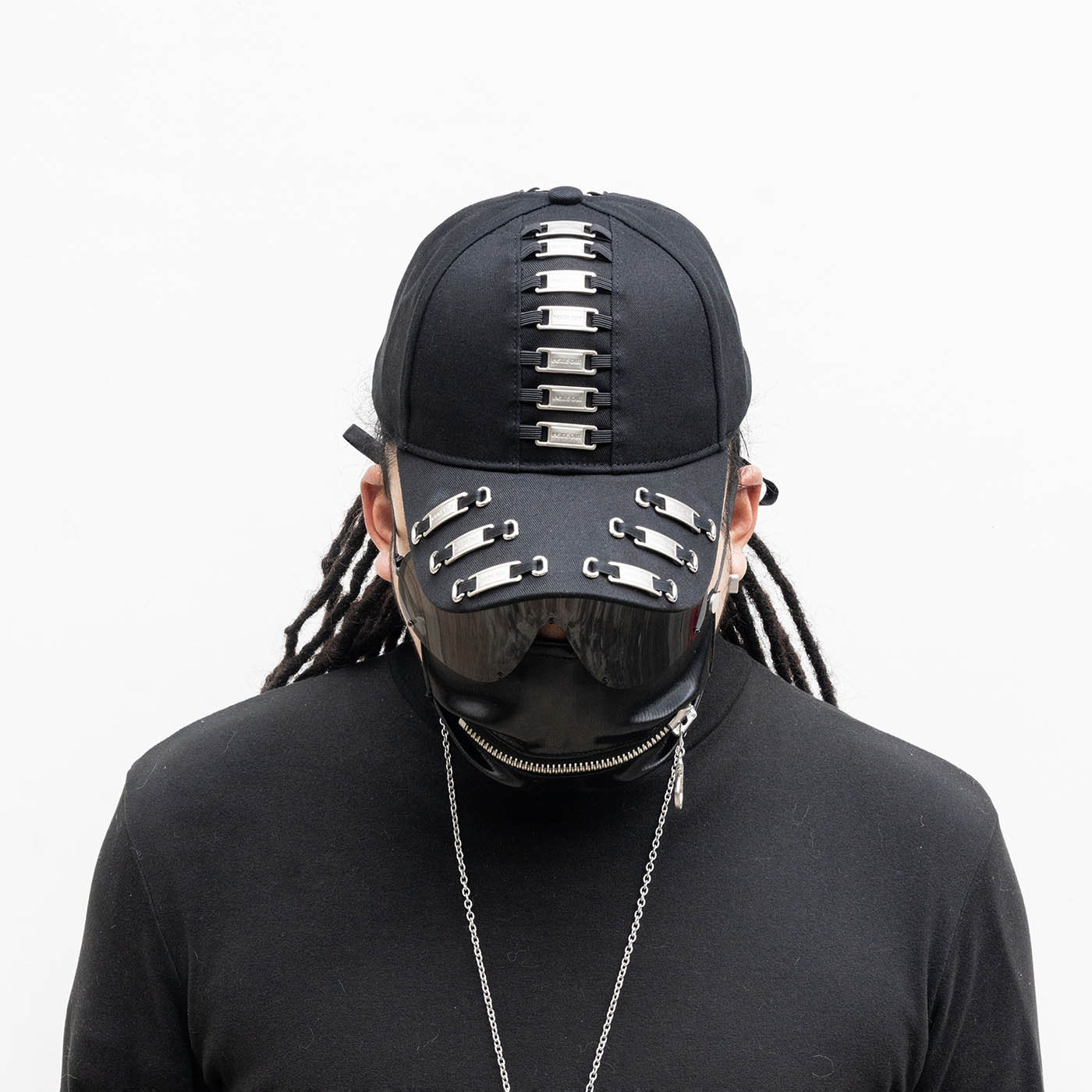 Revolutionary Adaptive Support Cap - avant-garde aesthetics - Innovative Adaptive Support Cap for Style and Comfort - Main view
