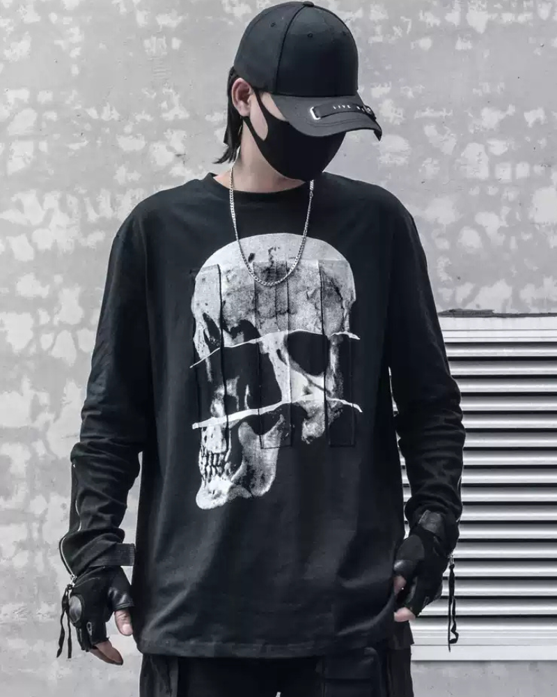 Skeleton Graphic Long Sleeve Tee -  black white - Skeleton Graphic Long Sleeve Tee for Bold Street Style - View 3