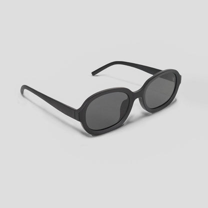 Sleek Matte Black Oval Shades -  uv400 lenses - Chic Matte Black Oval Sunglasses with UV Protection - View 8