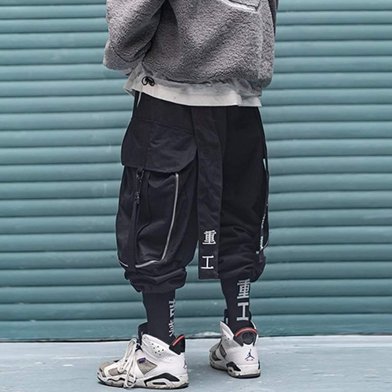 Stealthy Black Cargo Trousers - versatile cargo pants - Stylish Black Cargo Trousers for Everyday Adventures - View 2