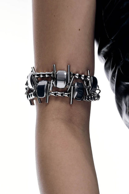 Stealthy Mechanized Assassin Bracelet -  futuristic design - Futuristic Mechanized Assassin Bracelet for Edgy Style - View 5