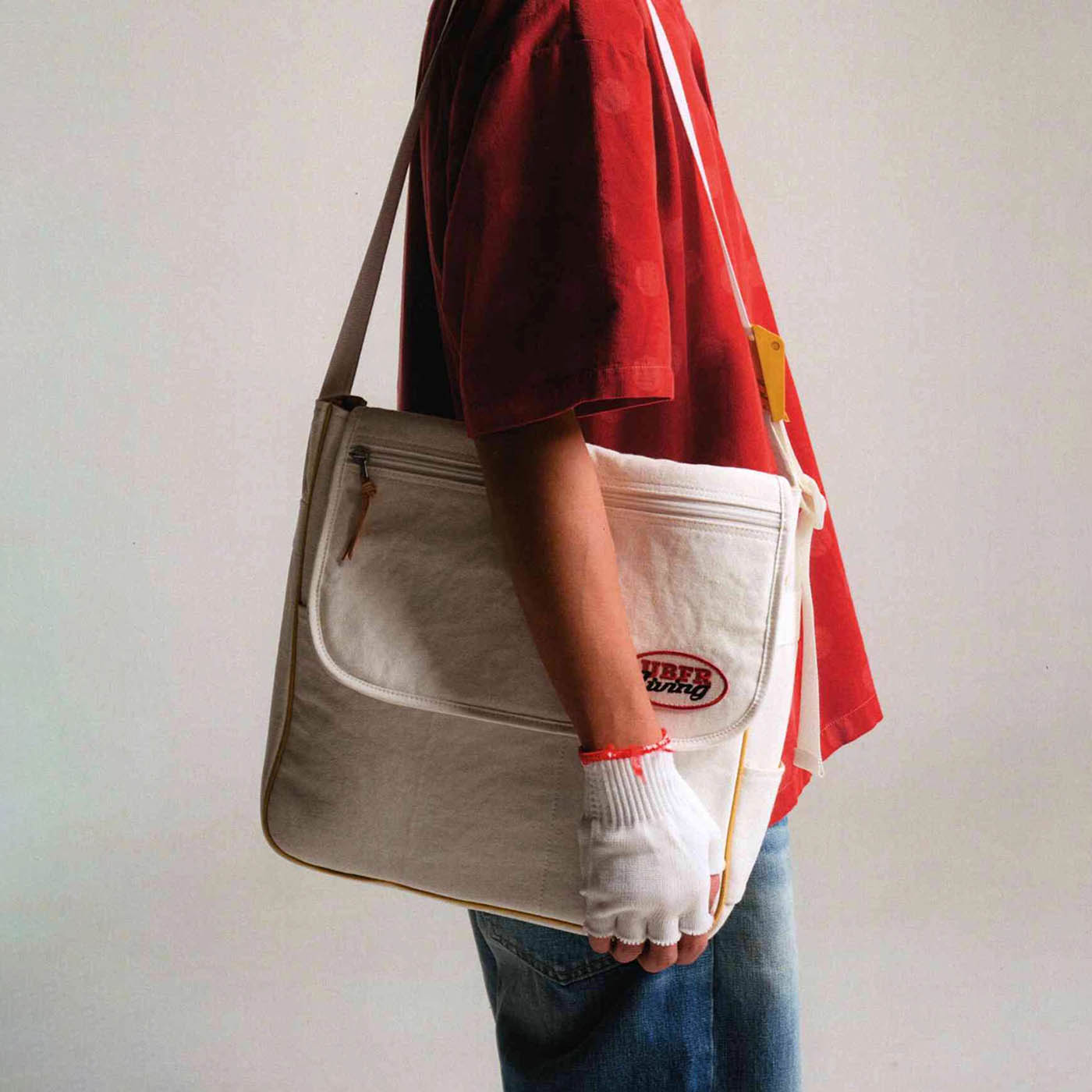 Stylish Crossbody Bag for Adventure - practical crossbody bag - Stylish Crossbody Bag for Your Next Adventure - View 2