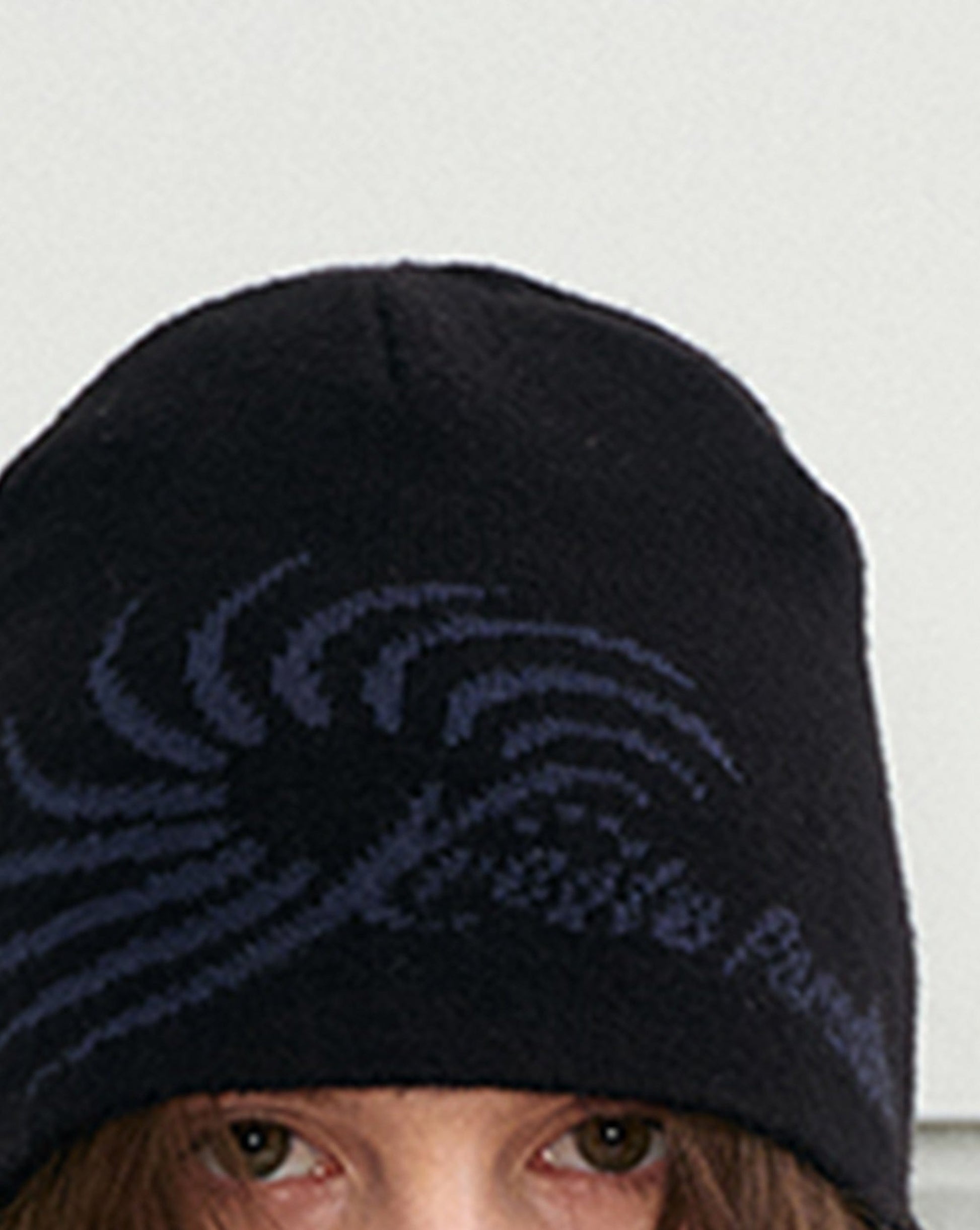 Swirled Knitted Logo Beanie -  oversized beanie - Stylish Swirled Knitted Logo Beanie - View 5