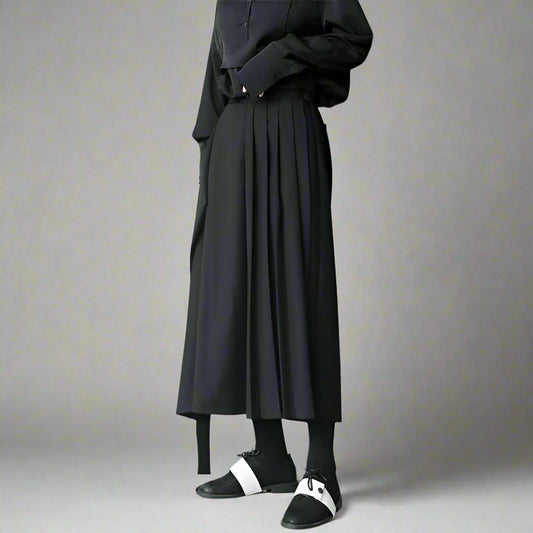 Timeless Flowing Pants - elegant skirt-style pants - Timeless Flowing Pants with Elegant Hakama Style - Main view