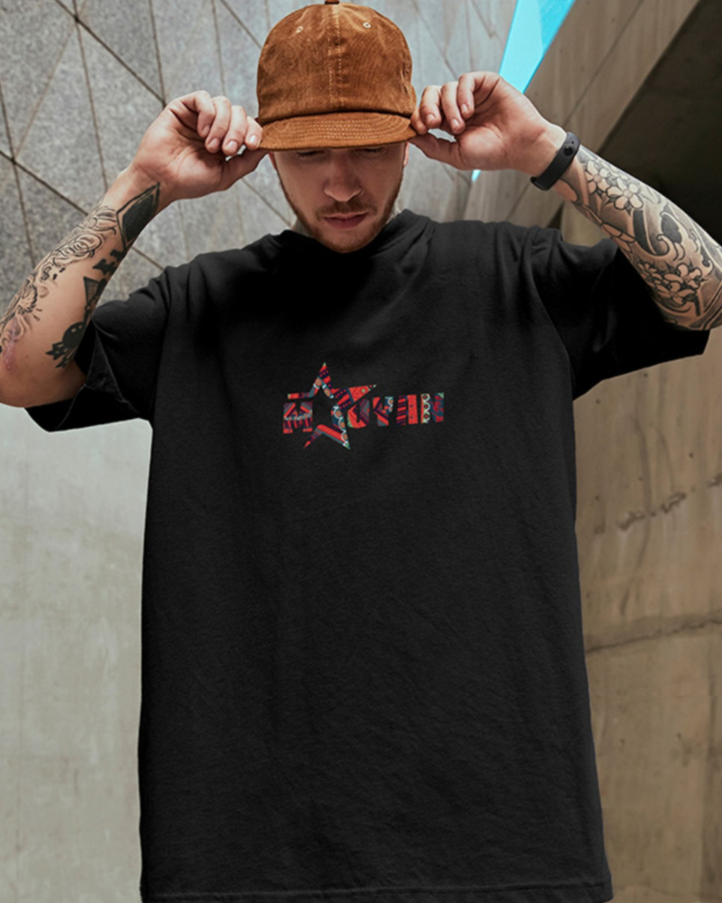 Trendy Paisley Oversized Tee -  fashionable graphic shirt - Trendy Oversized Paisley T-Shirt for Effortless Style - View 4