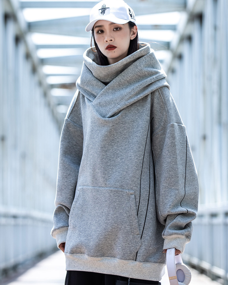 Trendy Turtleneck Hoodie for Everyday Style – Imaphotic
