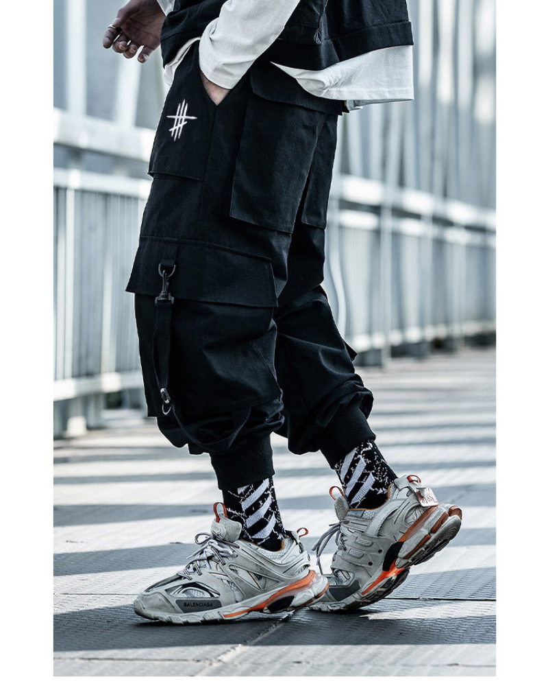 Urban Black Cargo Pants -  fashion pants - Trendy Black Cargo Pants for Comfortable Street Style - View 5